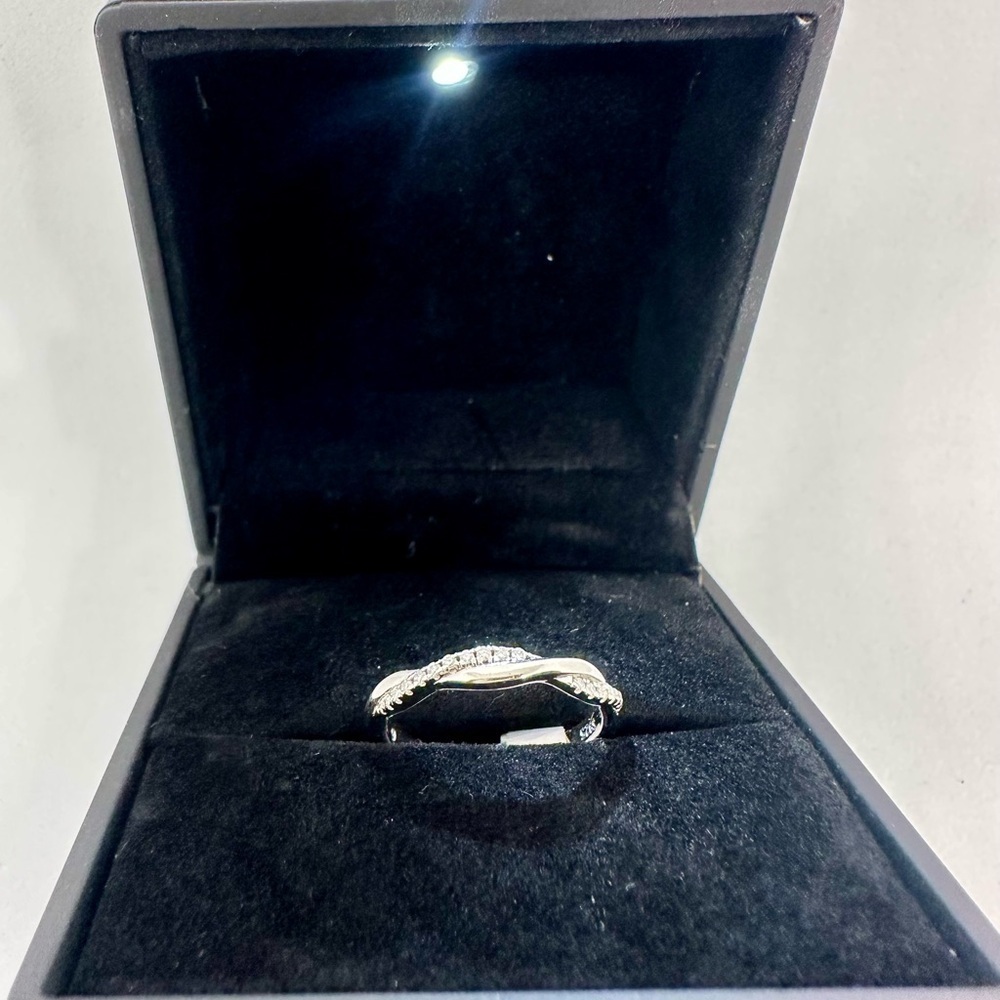 Moissanite Wedding Band Twisted Ring Anniversary GRA Certified 925 18K - Picture 7 of 14